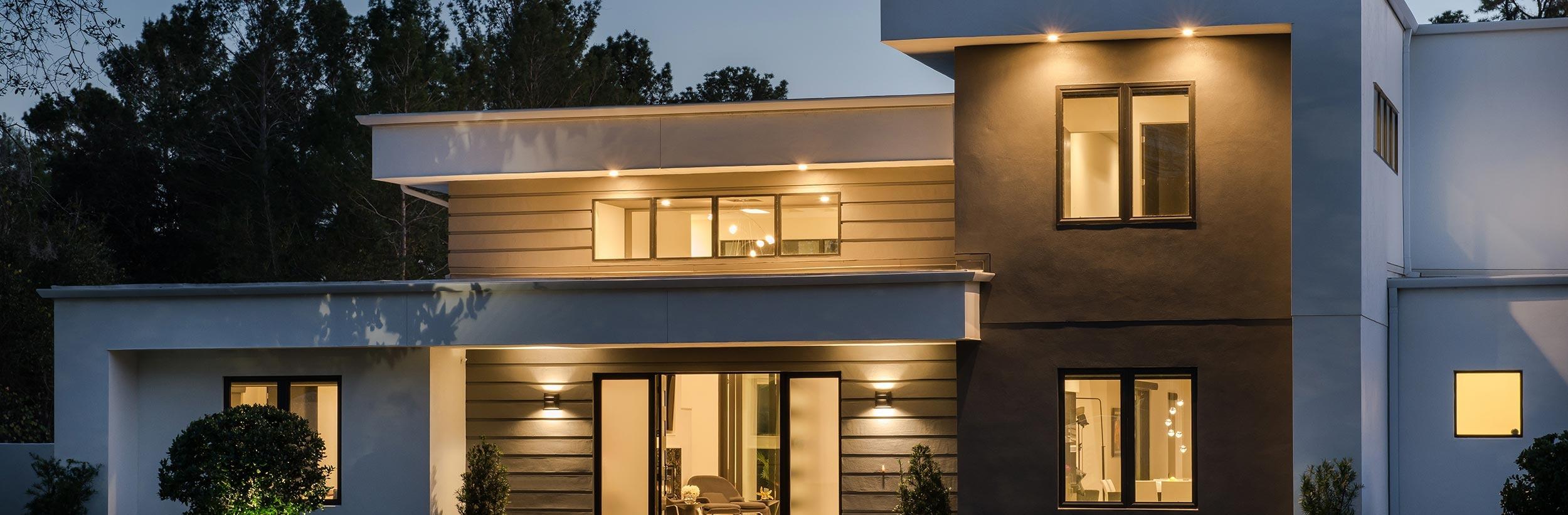 Recessed downlights